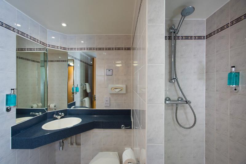 Holiday Inn Express Bristol City Centre image