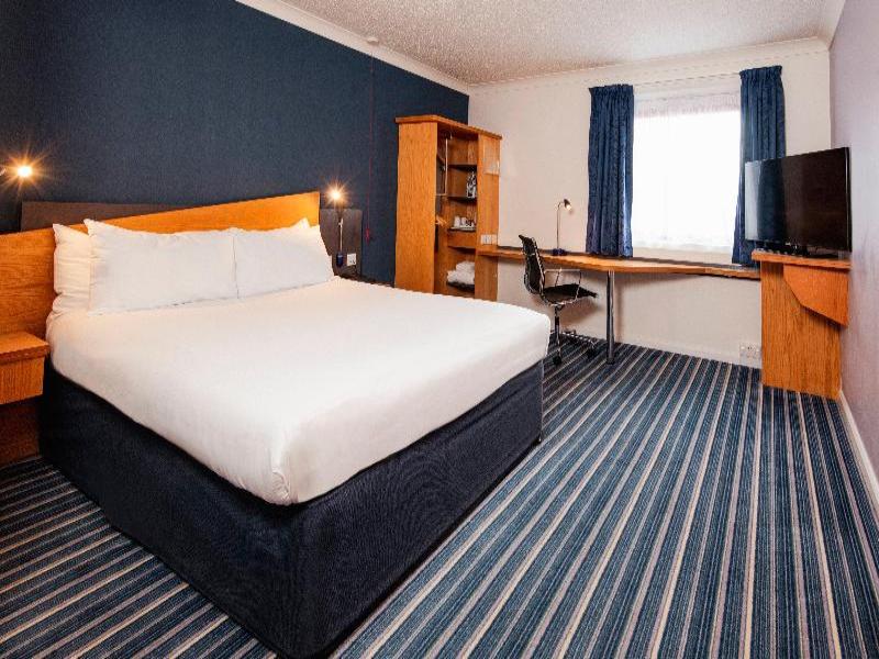 Holiday Inn Express Bristol City Centre image