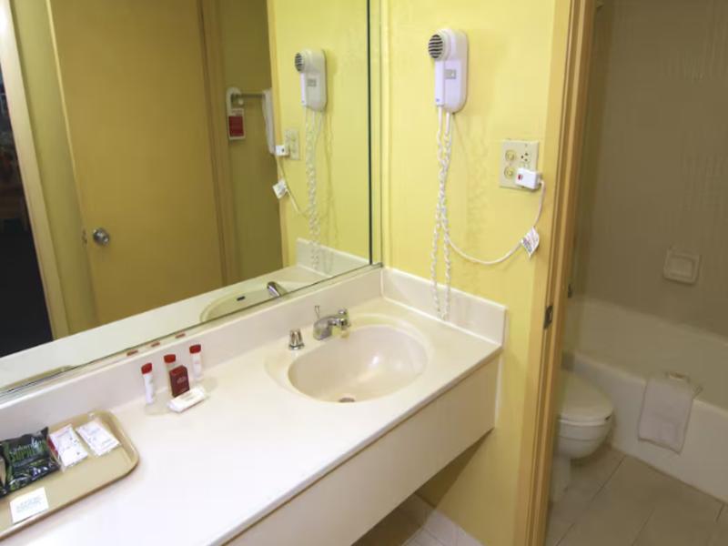 Ramada by Wyndham Kissimmee Gateway image