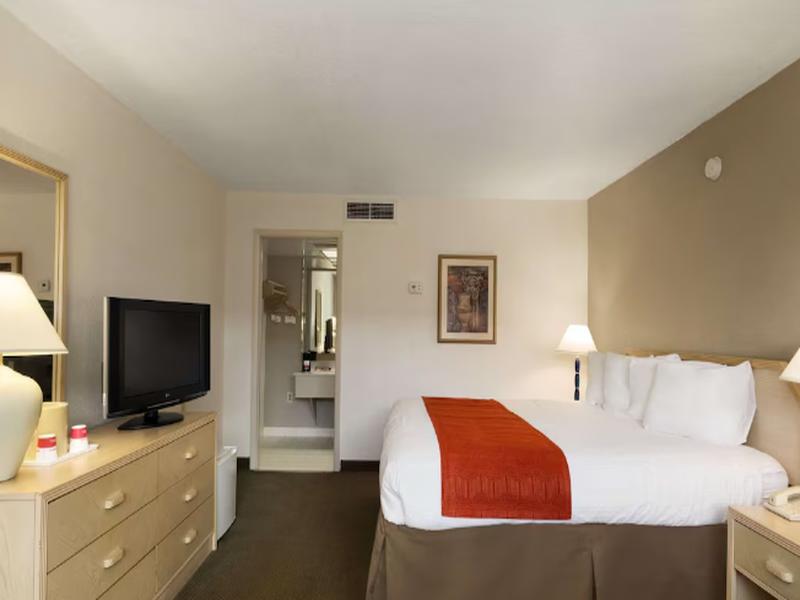 Ramada by Wyndham Kissimmee Gateway image