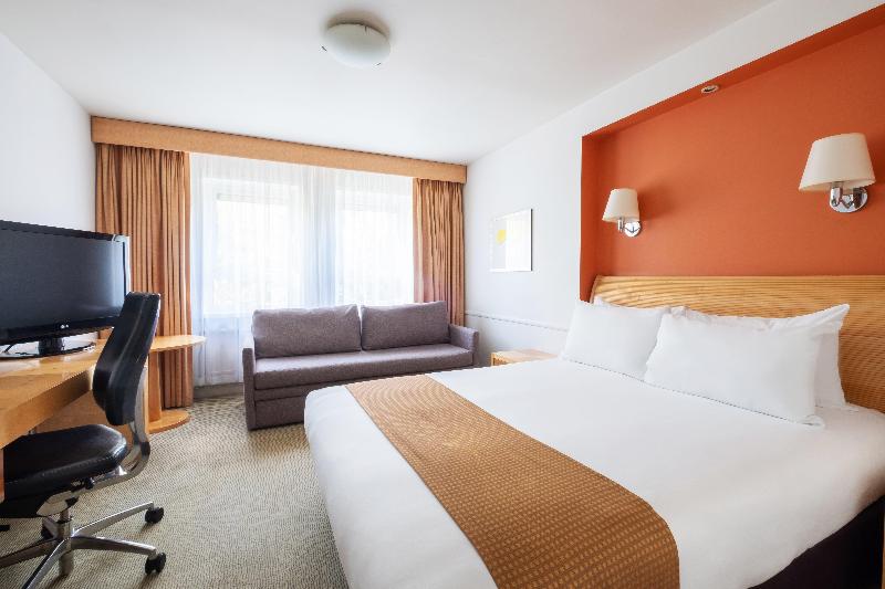 Holiday Inn London Bexley image