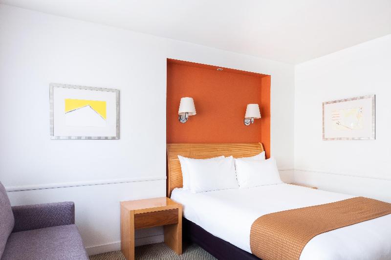 Holiday Inn London Bexley image