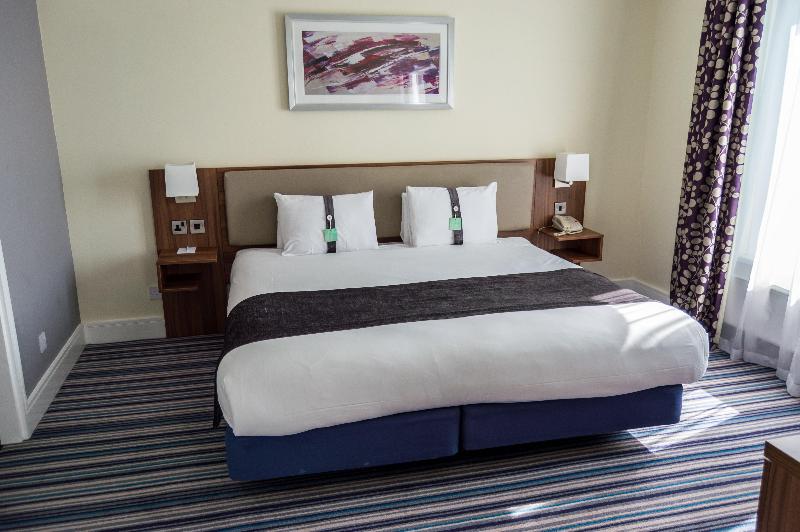 Holiday Inn Leeds - Brighouse image