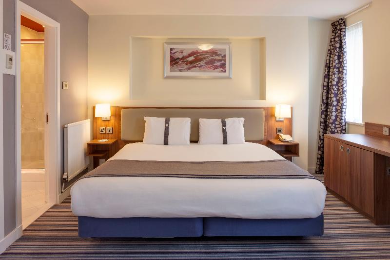 Holiday Inn Leeds - Brighouse image