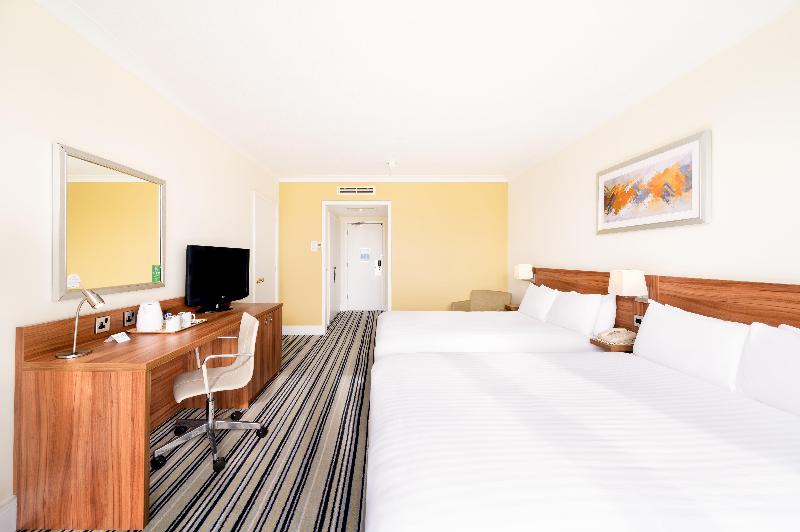 Holiday Inn Leeds - Brighouse image