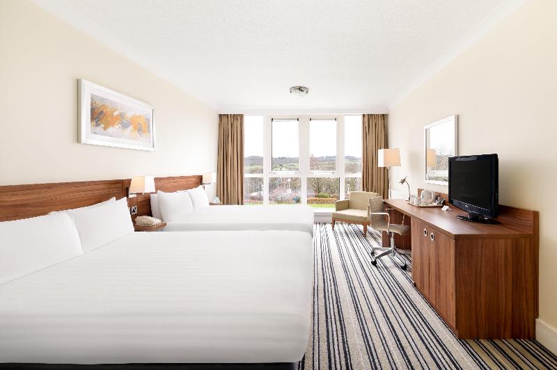 Holiday Inn Leeds - Brighouse image