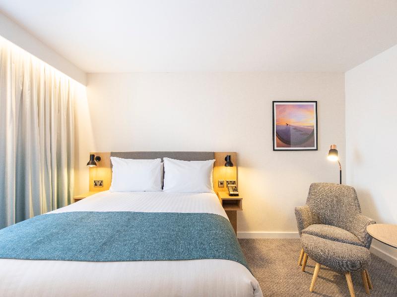 Holiday Inn Bristol Airport image