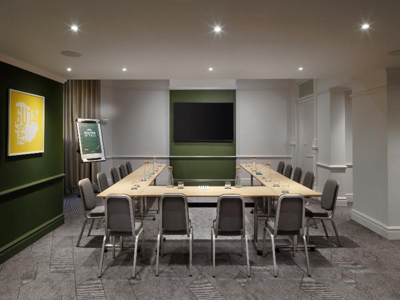 Holiday Inn Farnborough image