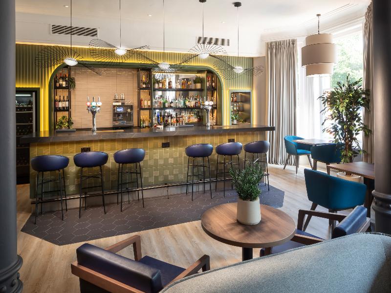 Holiday Inn Farnborough image