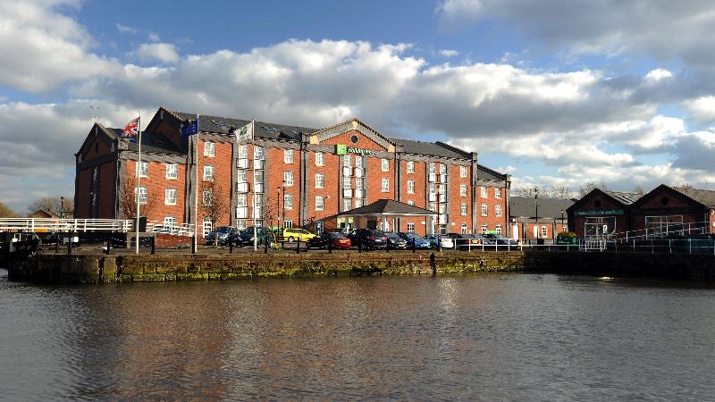 Holiday Inn Ellesmere Port/Cheshire image