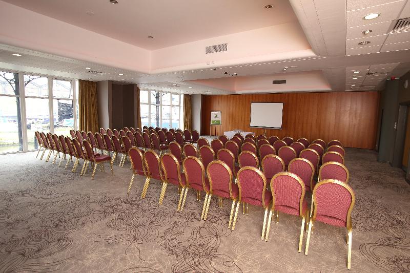 Holiday Inn Ellesmere Port/Cheshire image