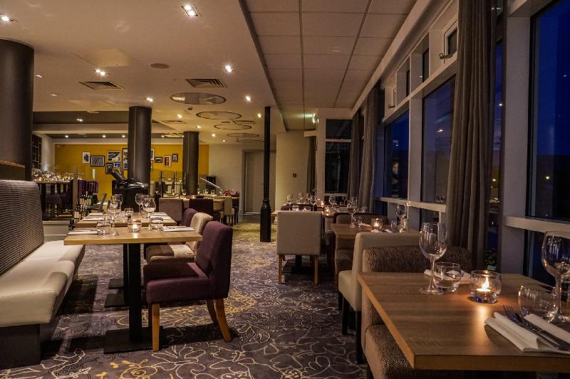 Holiday Inn Ellesmere Port/Cheshire image