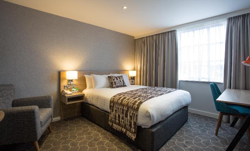 Holiday Inn Ellesmere Port/Cheshire image