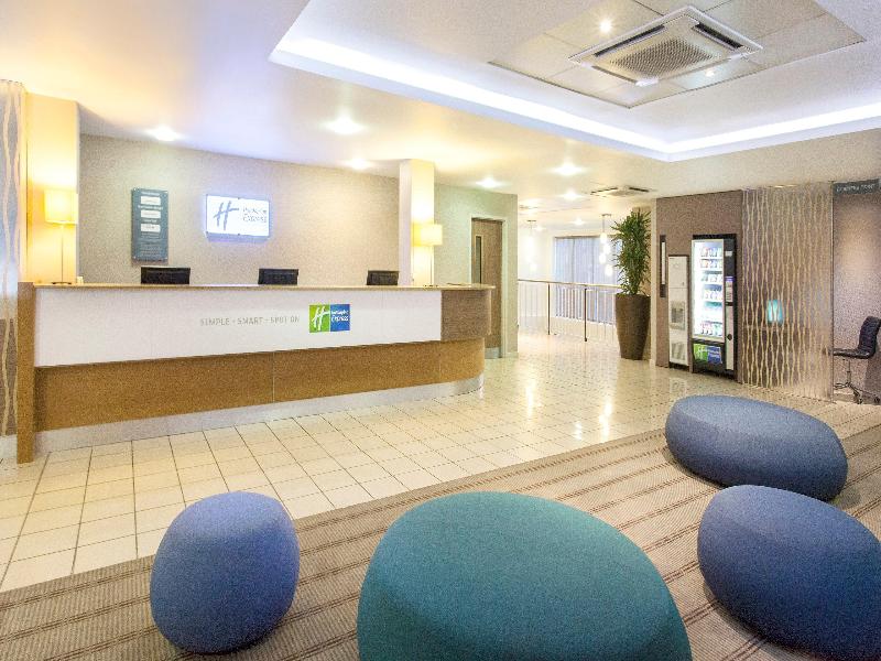 Holiday Inn Express London Limehouse image
