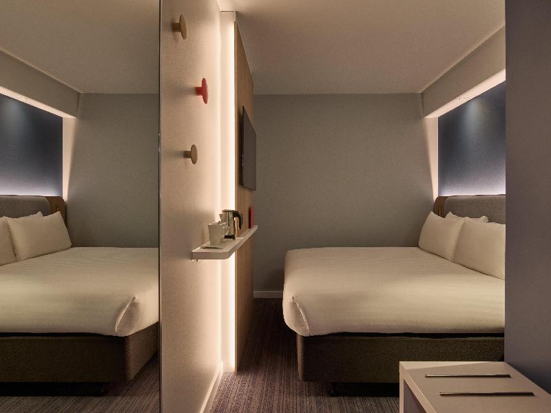 Holiday Inn Express London Limehouse image