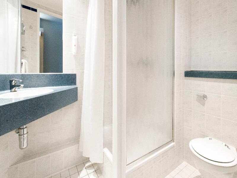 Holiday Inn Express London Limehouse image