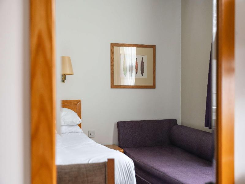 Milestone Peterborough Hotel A1M Sure Collection image