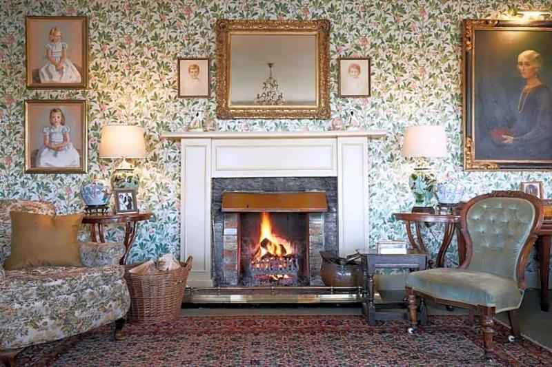 Kinloch Lodge  image