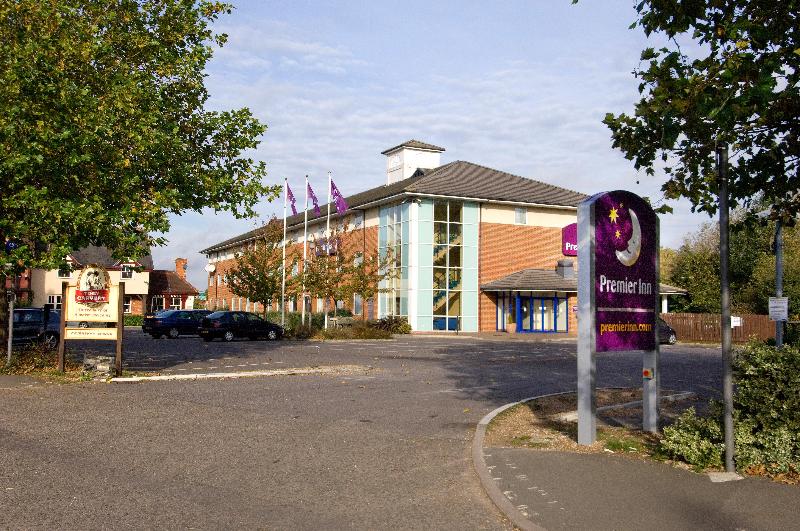 Premier Inn Reading - Caversham Bridge