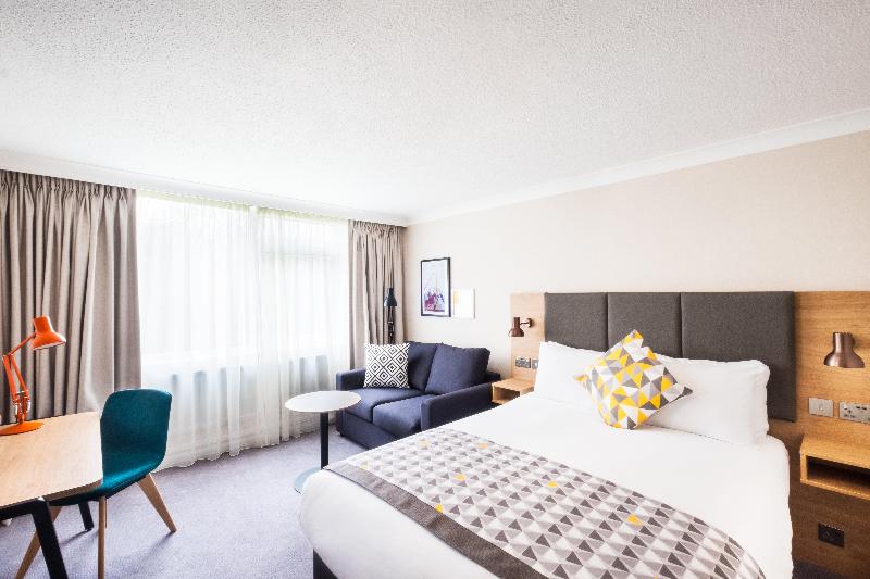 Holiday Inn Reading South image