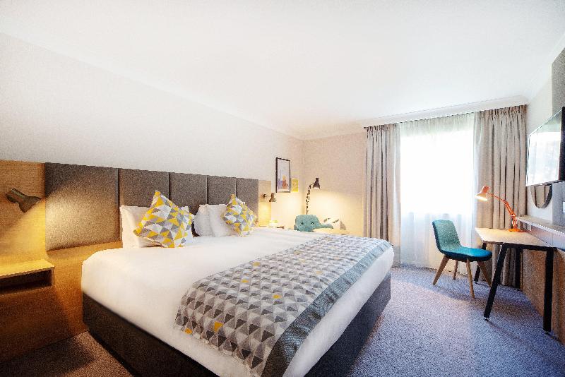 Holiday Inn Reading South image