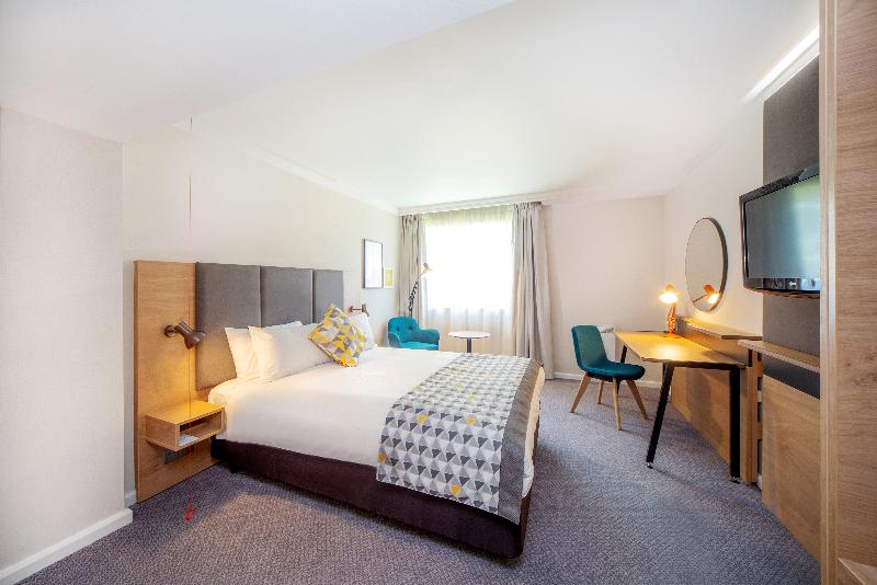 Holiday Inn Reading South image