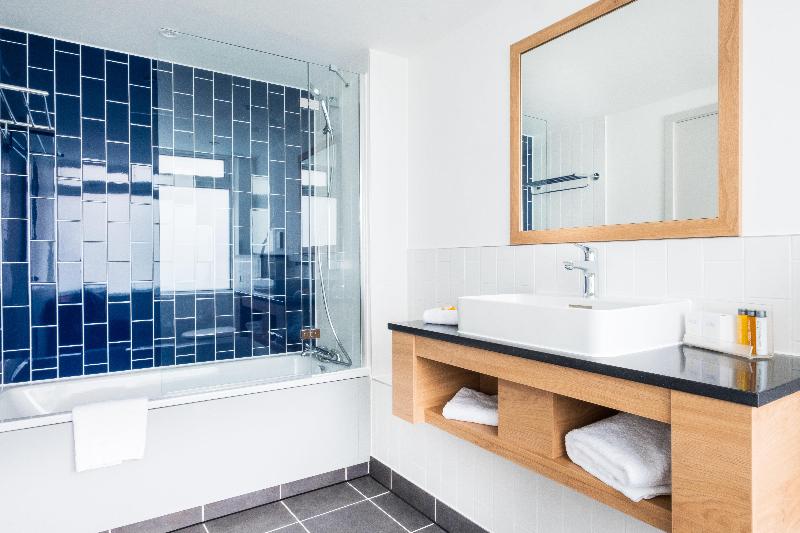 Holiday Inn Reading South image