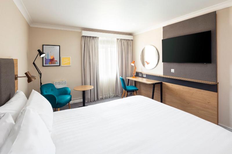 Holiday Inn Reading South image