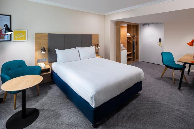 Holiday Inn Reading South image