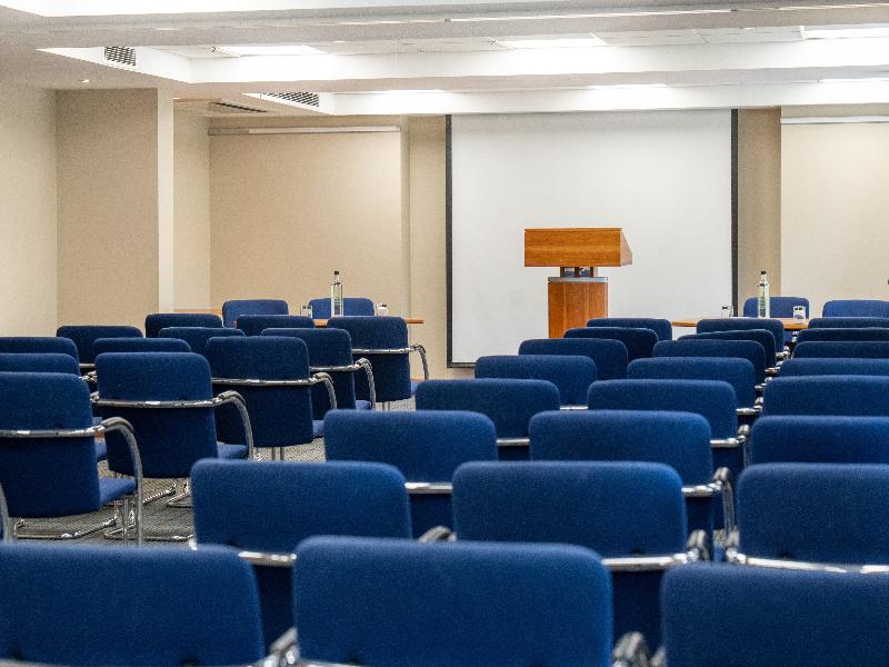 Holiday Inn Maidstone Sevenoaks image