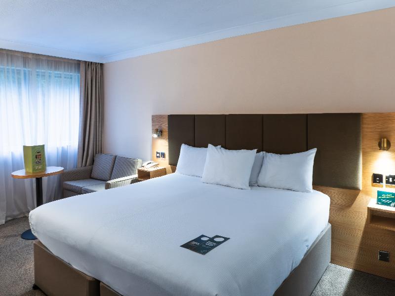 Holiday Inn Maidstone Sevenoaks image