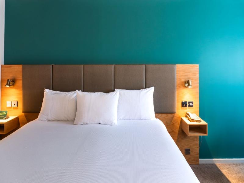Holiday Inn Maidstone Sevenoaks image