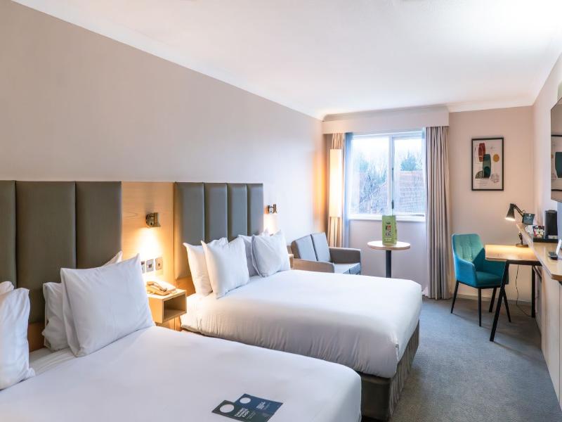 Holiday Inn Maidstone Sevenoaks image