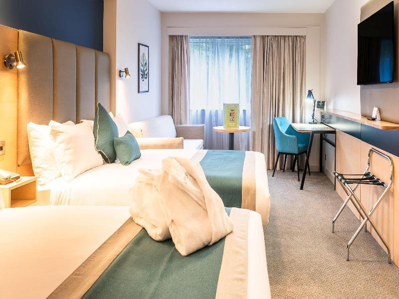 Holiday Inn Maidstone Sevenoaks image