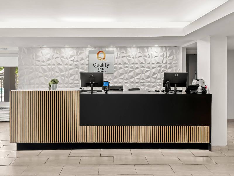 Quality Inn Orlando Near International Drive image