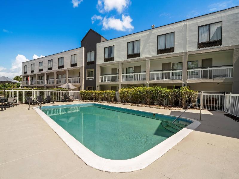Quality Inn Orlando Near International Drive image