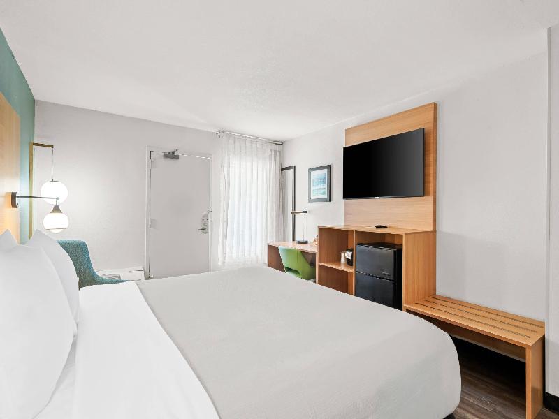Quality Inn Orlando Near International Drive image