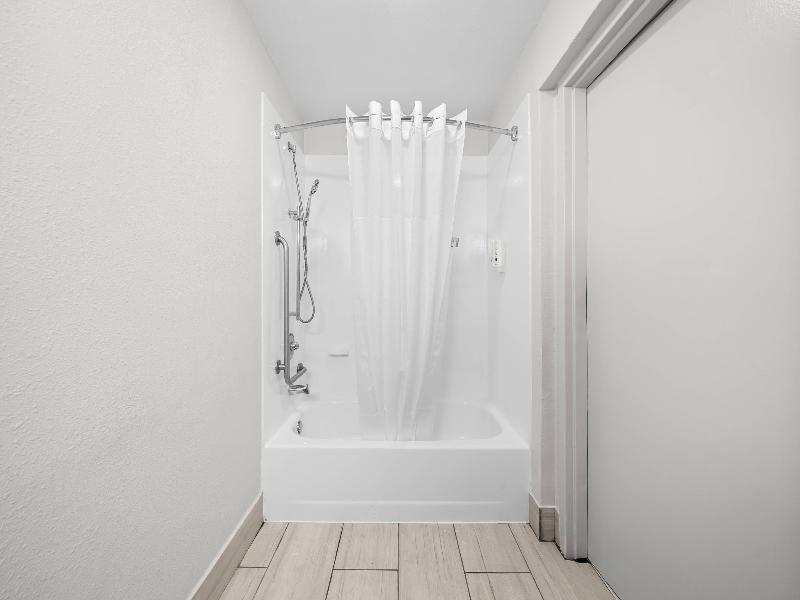 Quality Inn Orlando Near International Drive image