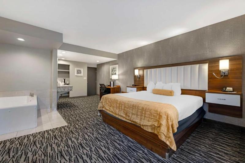 Best Western On The Avenue image