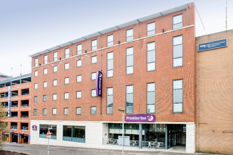 Premier Inn Luton Town Centre