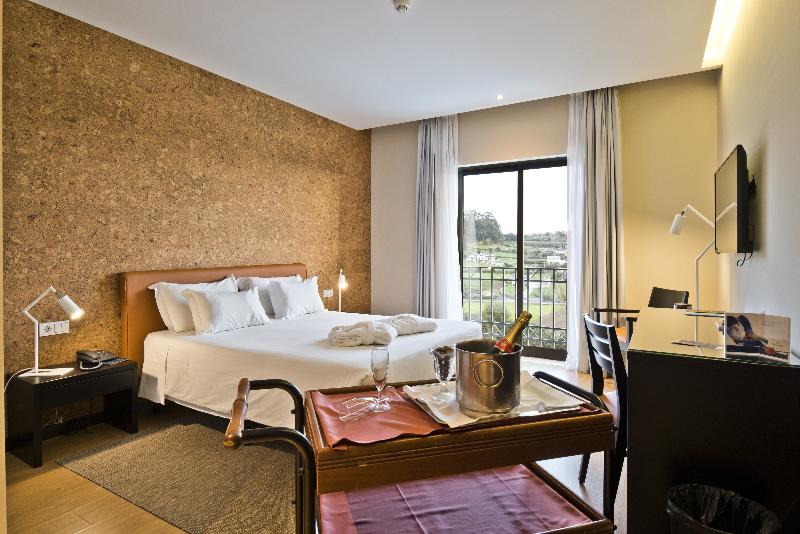 Lam Hotel Estarreja image