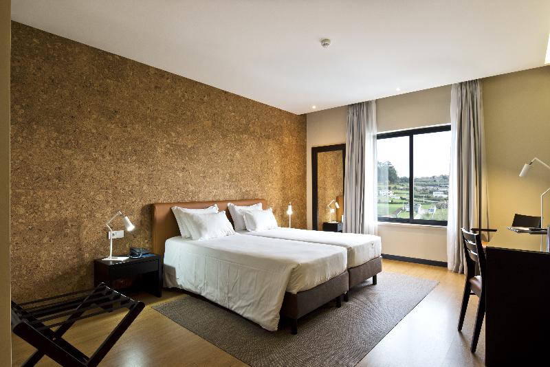 Lam Hotel Estarreja image