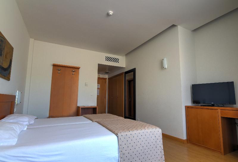 Lam Hotel Estarreja image