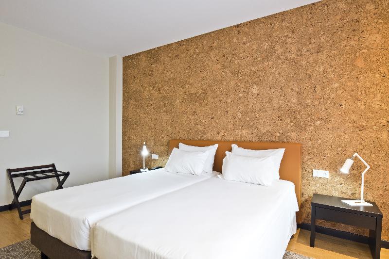 Lam Hotel Estarreja image