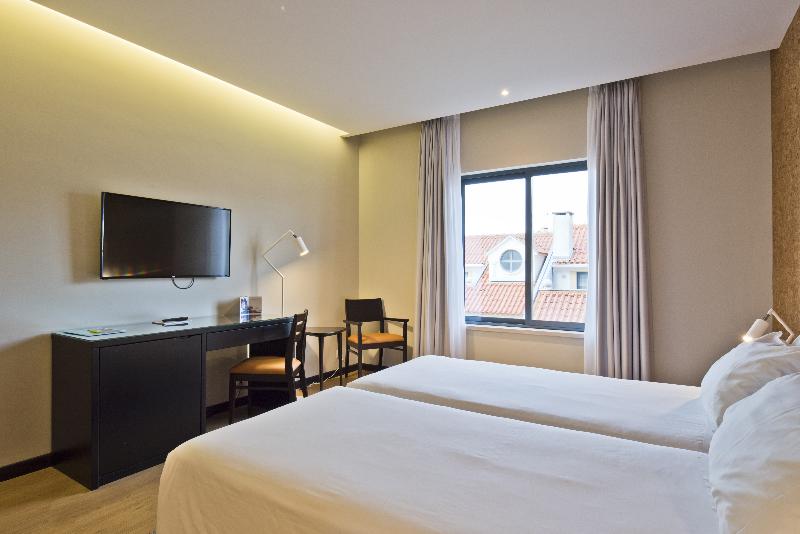 Lam Hotel Estarreja image