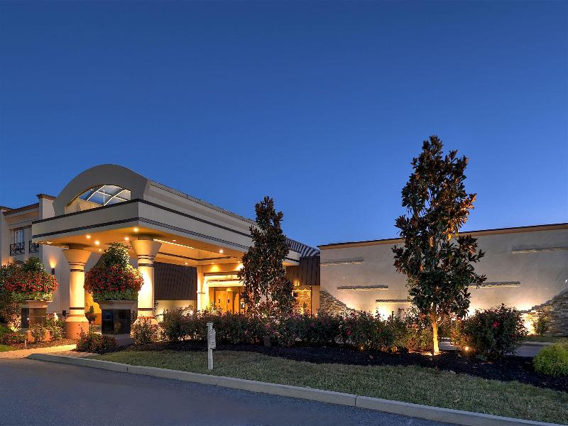 Eden Resort & Suites, Bw Premier Collection image