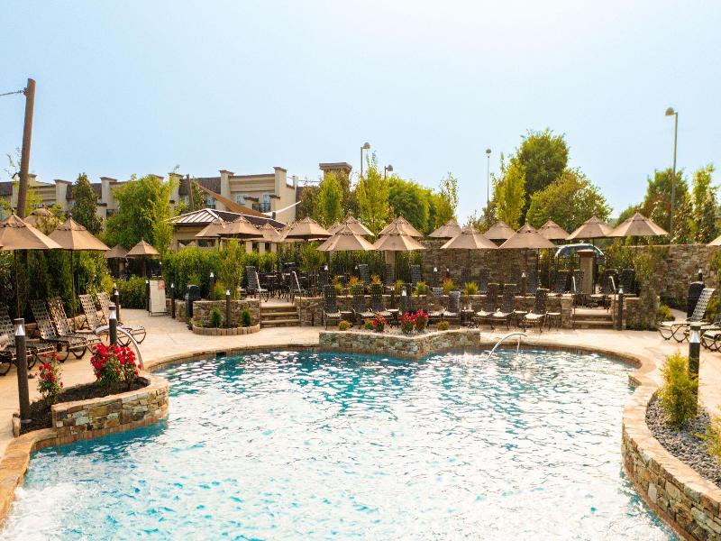Eden Resort & Suites, Bw Premier Collection image