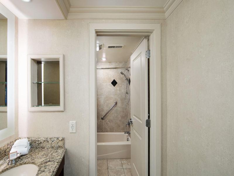 Eden Resort & Suites, Bw Premier Collection image