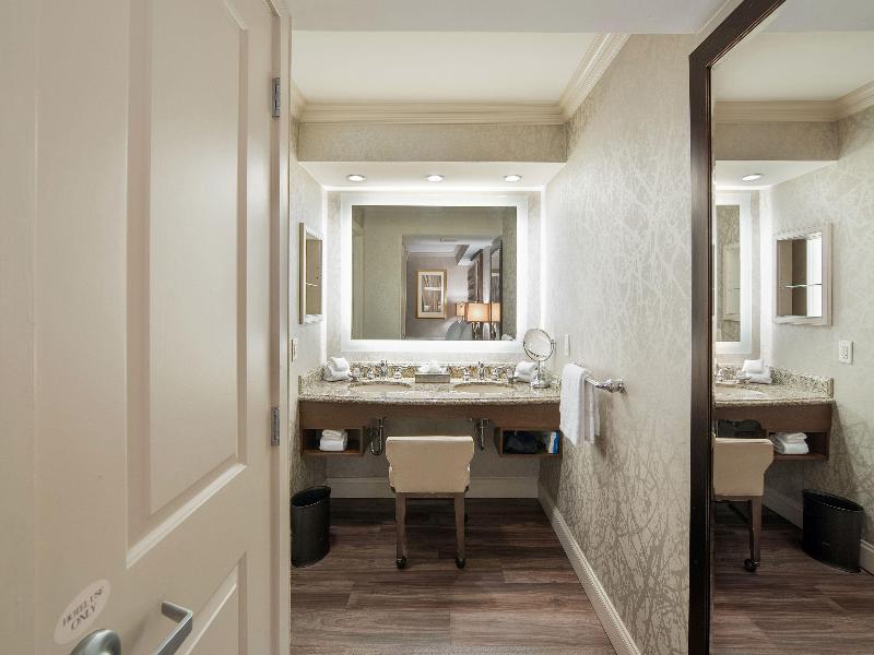 Eden Resort & Suites, Bw Premier Collection image