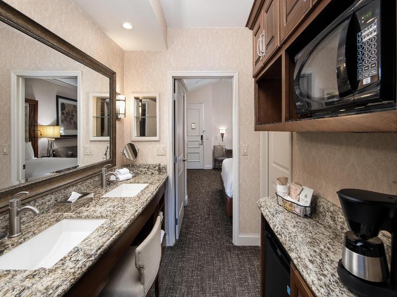 Eden Resort & Suites, Bw Premier Collection image
